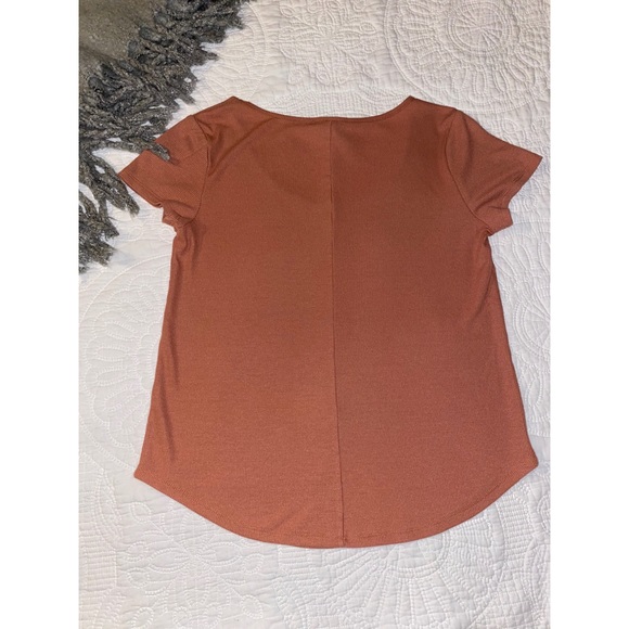 Forever 21 Pink Scoop Neck Tshirt - Picture 3 of 3